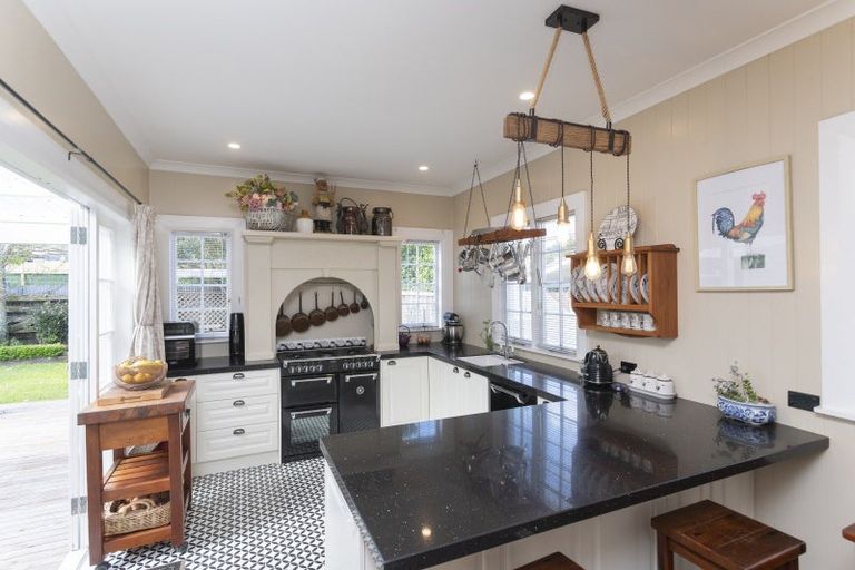 Photo of property in 165 Whitaker Street, Whataupoko, Gisborne, 4010