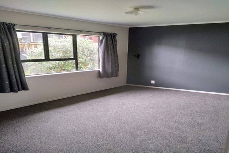 Photo of property in 2/332 Whangaparaoa Road, Stanmore Bay, Whangaparaoa, 0932