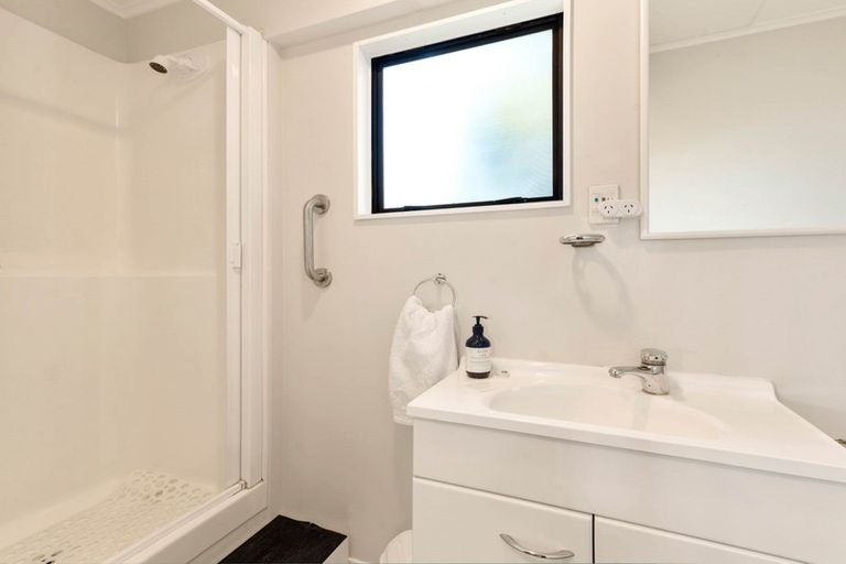 Photo of property in 66 Utuhina Road, Springfield, Rotorua, 3015