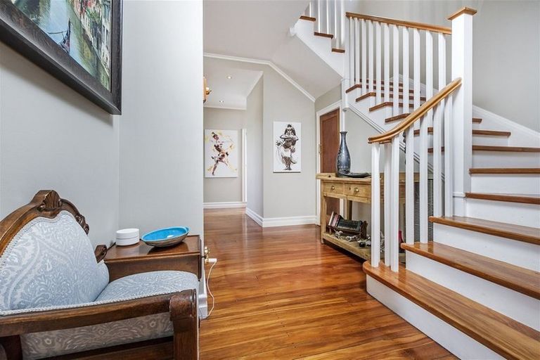 Photo of property in 209 Hurstmere Road, Takapuna, Auckland, 0622