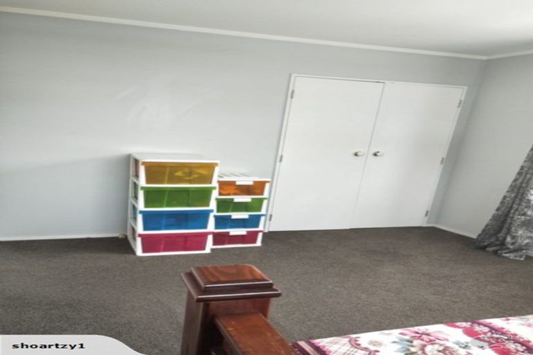 Photo of property in 57c Kamara Road, Glen Eden, Auckland, 0602