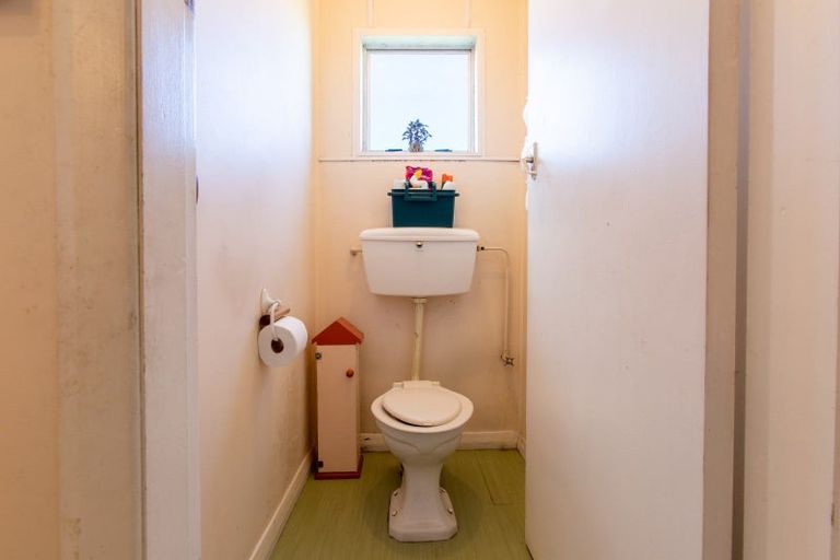 Photo of property in 48 Burns Street, Dannevirke, 4930