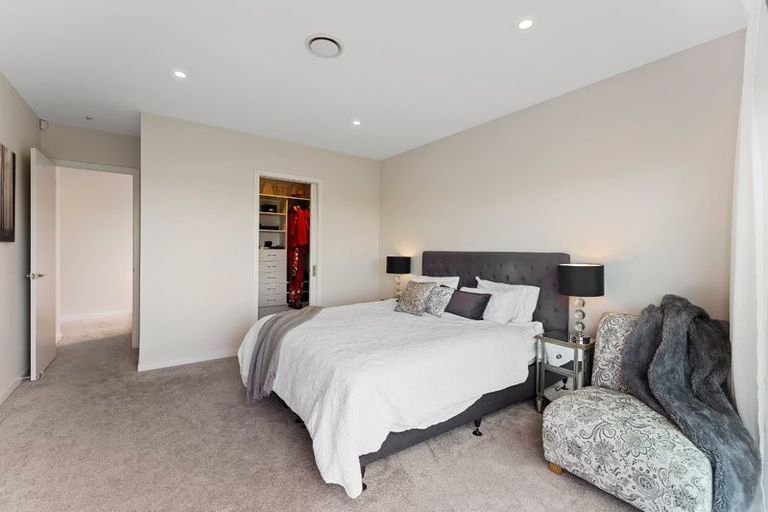 Photo of property in 5 Taranui Way, Paraparaumu Beach, Paraparaumu, 5032