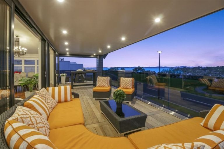 Photo of property in 54 Weatherly Drive, Beachlands, Auckland, 2018