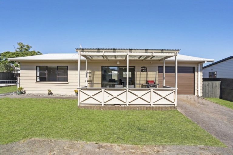 Photo of property in 215a Chartwell Avenue, Whangamata, 3620