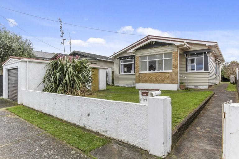 Photo of property in 27 Ngaio Street, Strandon, New Plymouth, 4312