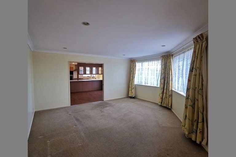 Photo of property in 3 Andover Way, Goodwood Heights, Auckland, 2105