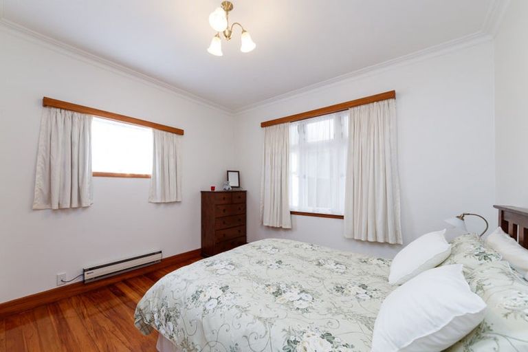 Photo of property in 8 Hunia Street, Marton, 4710