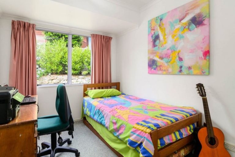 Photo of property in 26 Hoyte Place, Pukehangi, Rotorua, 3015