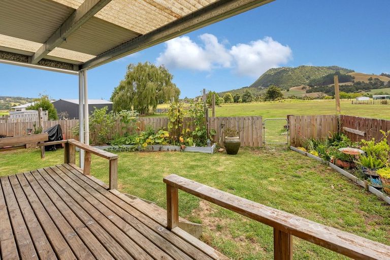 Photo of property in 52a George Street, Hikurangi, 0114