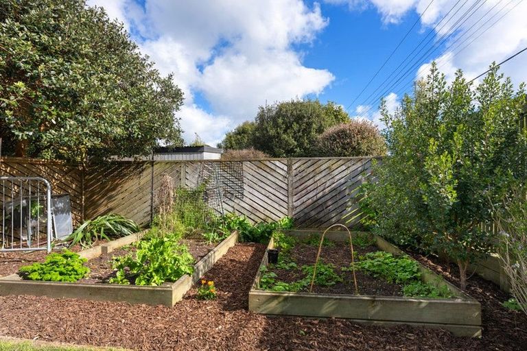 Photo of property in 44 Matai Road, Raumati South, Paraparaumu, 5032