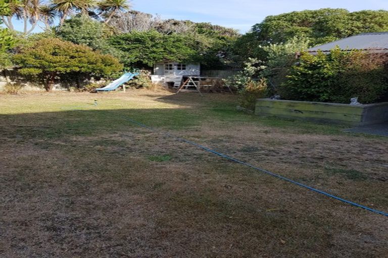 Photo of property in 443 Marine Parade, South New Brighton, Christchurch, 8062