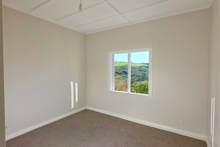 Photo of property in 159f Portsmouth Road, Bombay, 2675