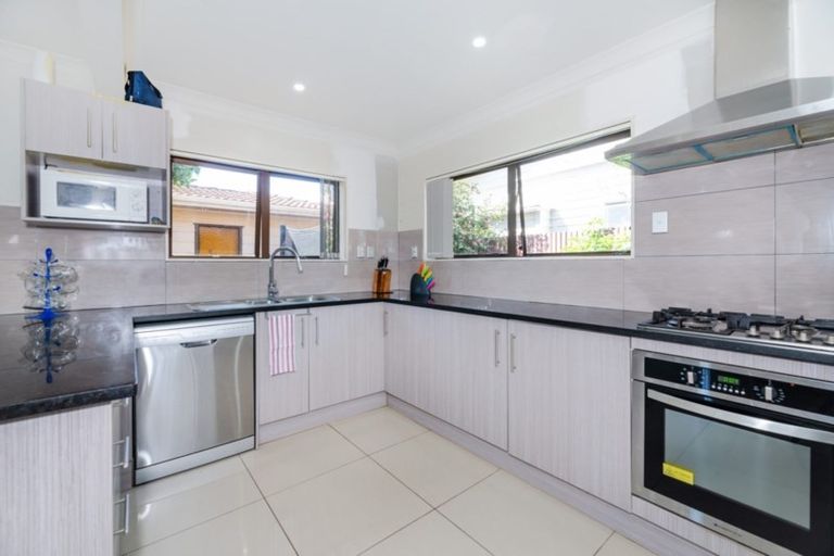 Photo of property in 1/126 Carruth Road, Papatoetoe, Auckland, 2025
