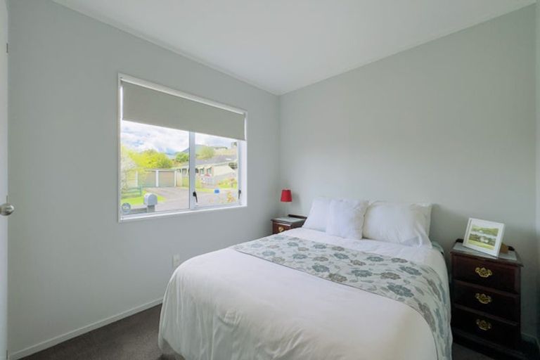 Photo of property in 1 Ohinemuri Place, Paeroa, 3600