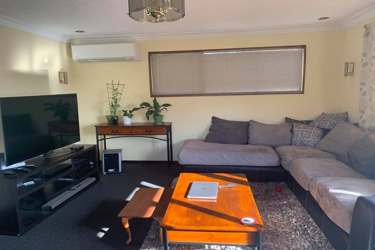 Photo of property in 83 Waratah Street, Avondale, Christchurch, 8061