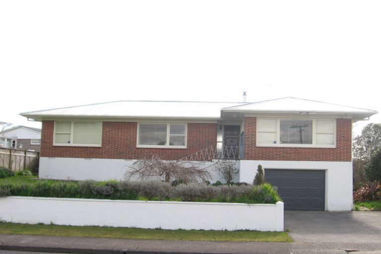 Photo of property in 30 Ingram Street, Papakura, 2110