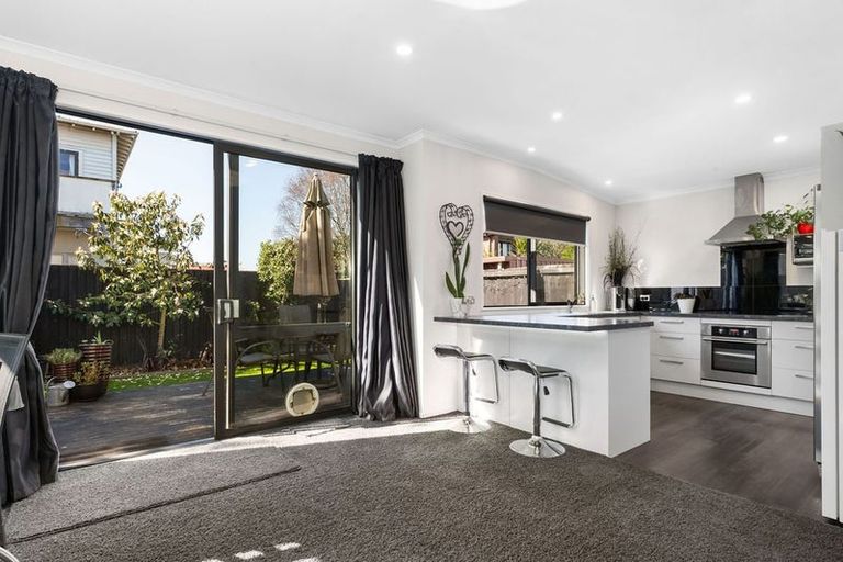 Photo of property in 12 Braddon Street, Addington, Christchurch, 8024
