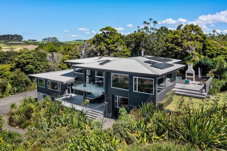 Photo of property in 28 Matheson Bush Road, Leigh, 0985