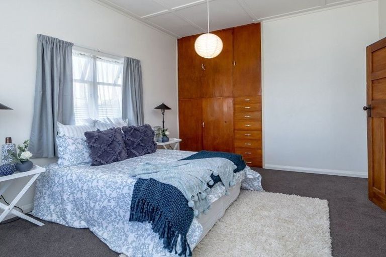 Photo of property in 436 High Street South, Carterton, 5713