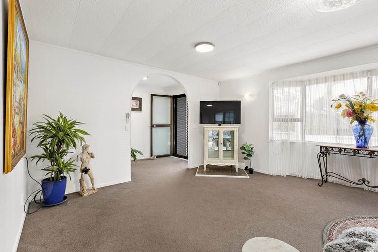 Photo of property in 2/78 Ireland Road, Mount Wellington, Auckland, 1060