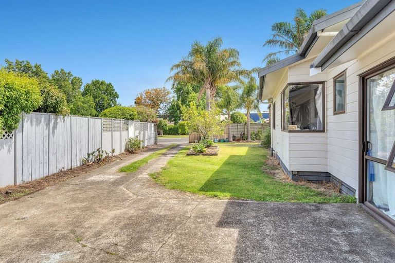 Photo of property in 14 Cholmondeley Crescent, Whitianga, 3510