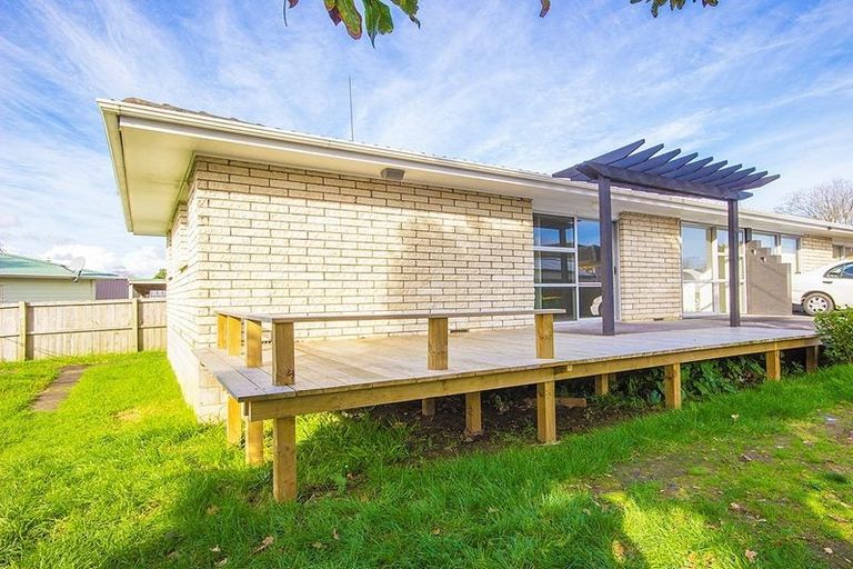 Photo of property in 3/10 Gordon Road, Papatoetoe, Auckland, 2025
