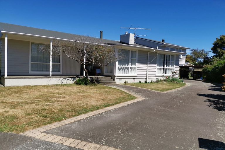 Photo of property in 1 Chilton Grove, Hutt Central, Lower Hutt, 5010