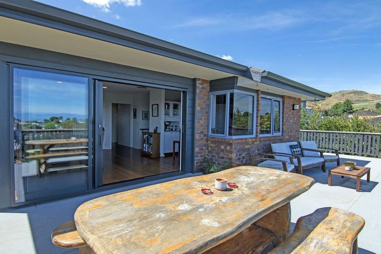 Photo of property in 22 Clovelly Street, Atawhai, Nelson, 7010
