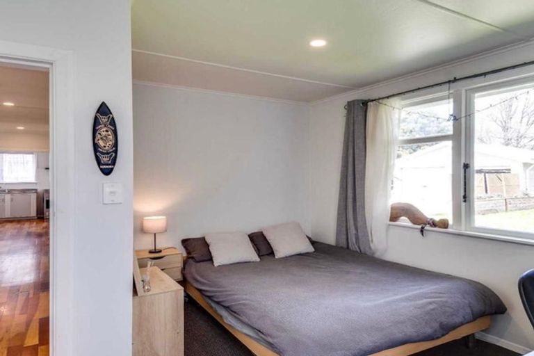 Photo of property in 55 Lipscombe Crescent, Havelock North, 4130