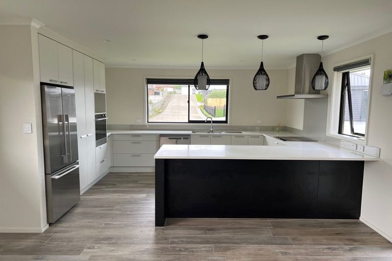 Photo of property in 2 Abernethy Way, Patumahoe, Pukekohe, 2679