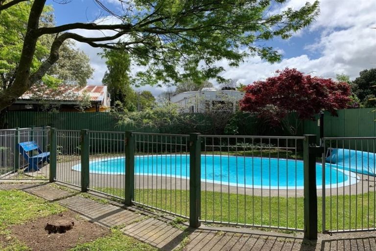 Photo of property in 9 Armstrong Avenue, Carterton, 5713