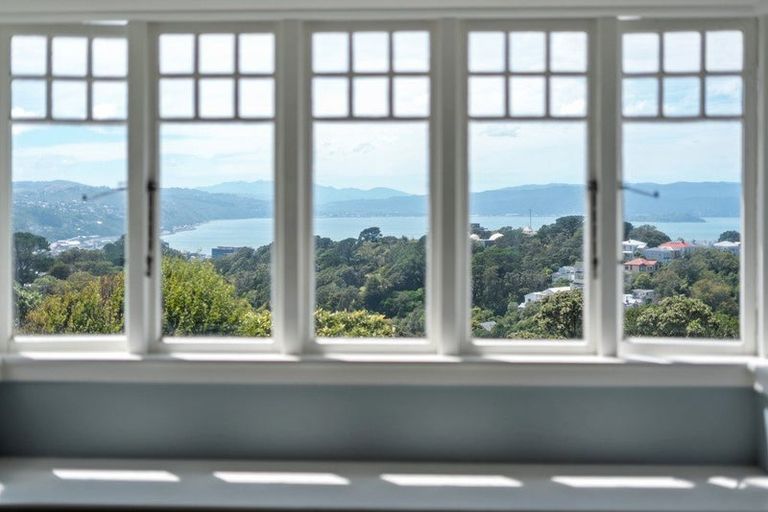 Photo of property in 131 Upland Road, Kelburn, Wellington, 6012