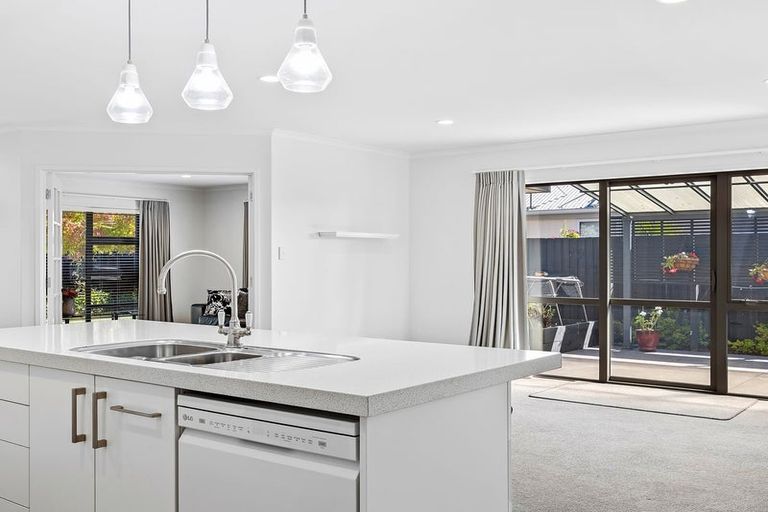 Photo of property in 30 Taiore Crescent, Marshland, Christchurch, 8083