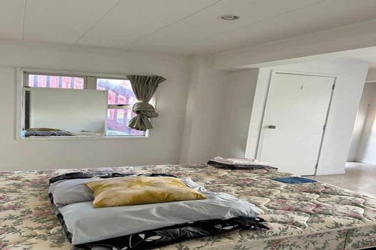 Photo of property in 8 Tindall Crescent, Otara, Auckland, 2023