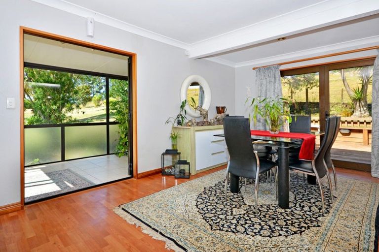 Photo of property in 1746 East Coast Road, Stillwater, Silverdale, 0794