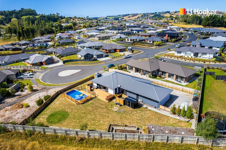 Photo of property in 90 Severn Street, Green Island, Dunedin, 9018