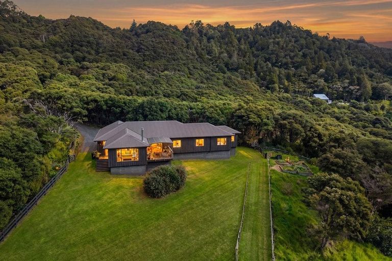 Photo of property in 281 J Tolhopf Road, Puhoi, Warkworth, 0981