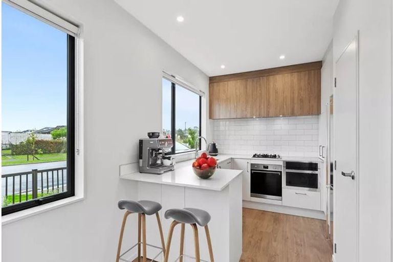 Photo of property in 3 Kawe Marie Lane, Takanini, 2112