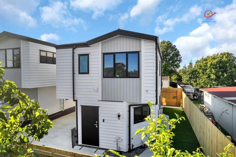 Photo of property in 15 Mckean Avenue, Manurewa, Auckland, 2102