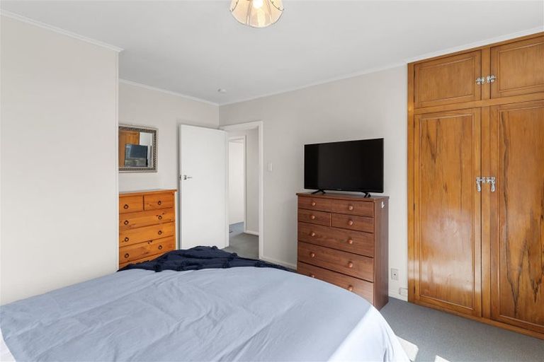 Photo of property in 28 Evesham Crescent, Spreydon, Christchurch, 8024