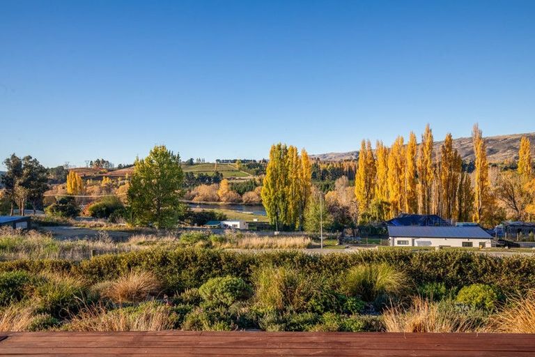 Photo of property in 23 Selkirk Street, Roxburgh, 9500