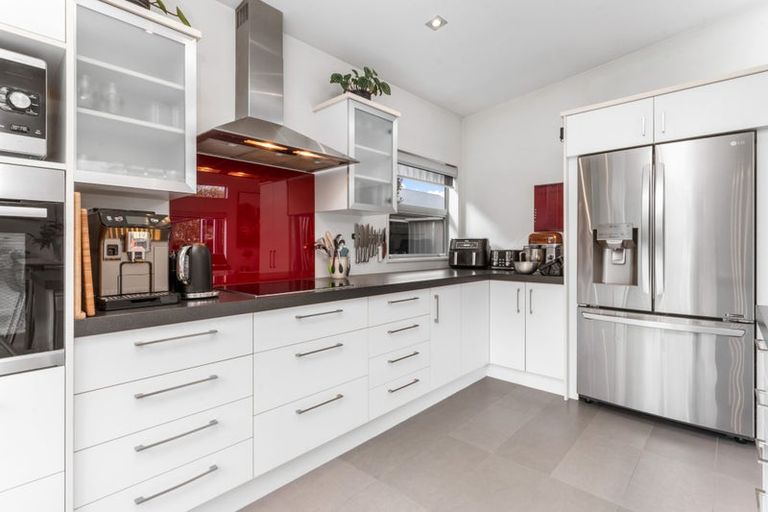 Photo of property in 23 James Hight Drive, Halswell, Christchurch, 8025