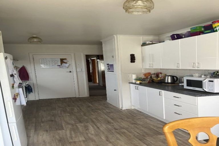 Photo of property in 8 Colesbury Street, Bishopdale, Christchurch, 8053