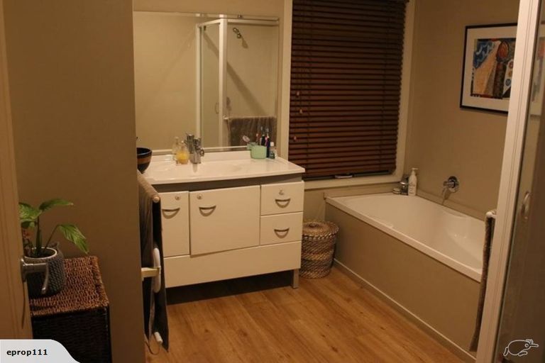 Photo of property in 92a Wharf Road, Clarks Beach, Pukekohe, 2679