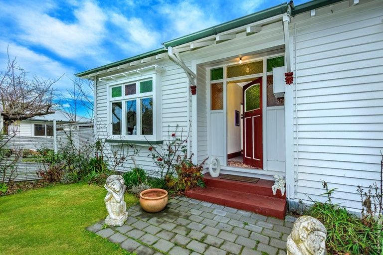 Photo of property in 74 Sneyd Street, Kaiapoi, 7630