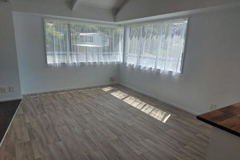 Photo of property in 8a Logan Place, Te Kamo, Whangarei, 0112