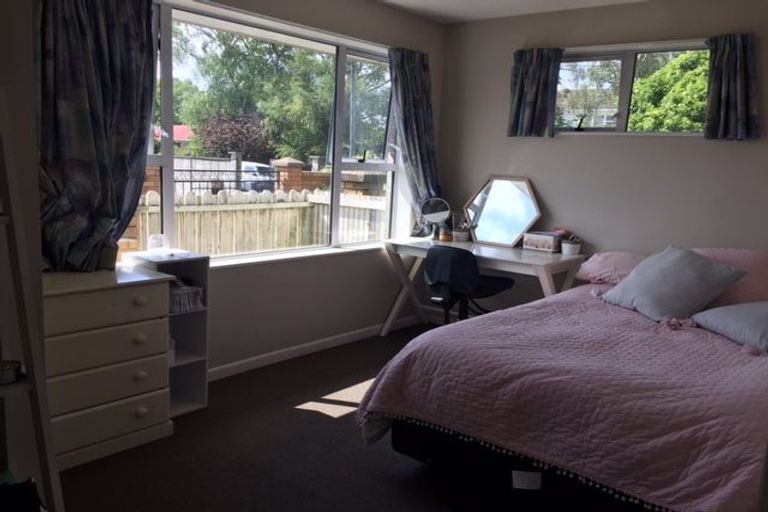 Photo of property in 35a Hanrahan Street, Upper Riccarton, Christchurch, 8041