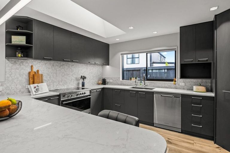 Photo of property in 3 Redbrook Road, Casebrook, Christchurch, 8051