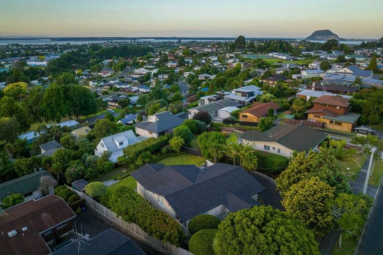 Photo of property in 37 Brookfield Terrace, Brookfield, Tauranga, 3110